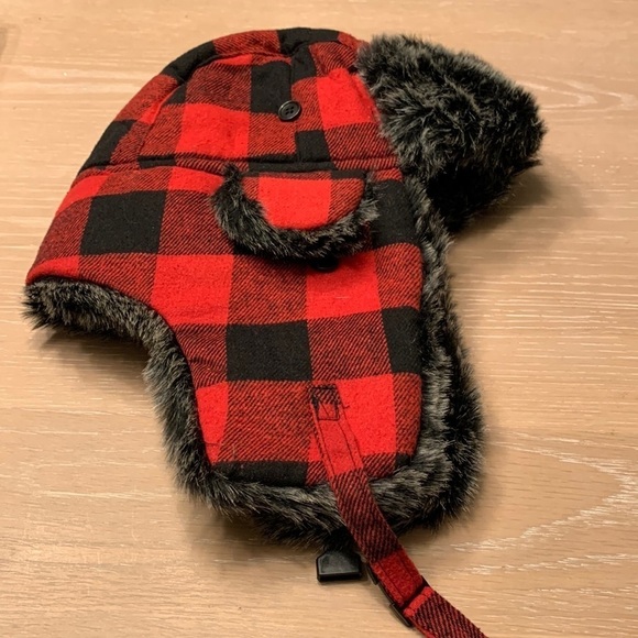 Men’s outdoor faux fur lined hat with ear flaps chin strap good condition plaid - Picture 1 of 5
